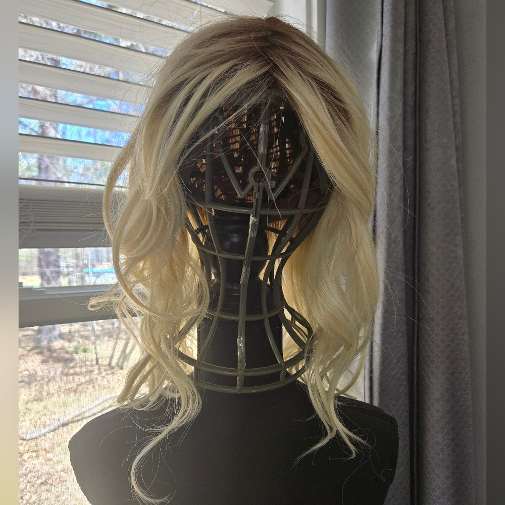 NEW Belle Tress Shakerato in Bombshell Blonde